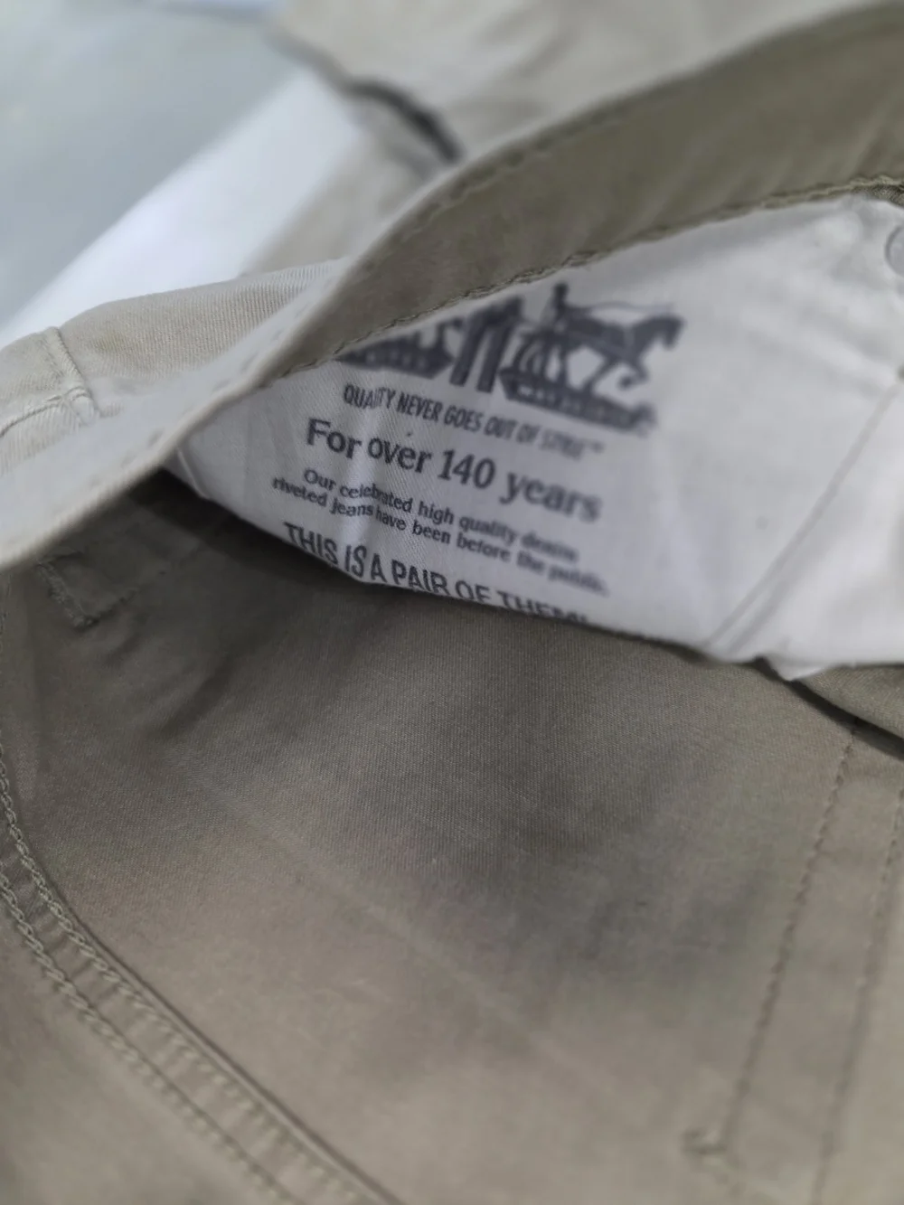 Levi's 541 Beige Pants Men's Size 40x30